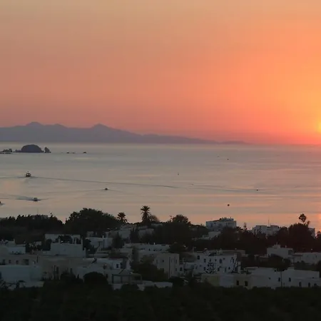 Angeliki's בית הארחה