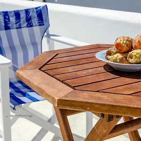 Angeliki's Parikia (Paros)