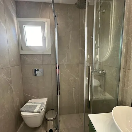 Guest house Angeliki's 3*