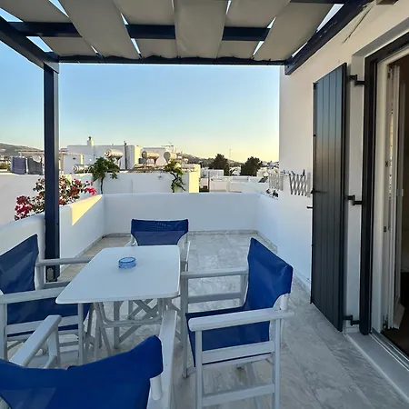 Angeliki's Parikia (Paros)